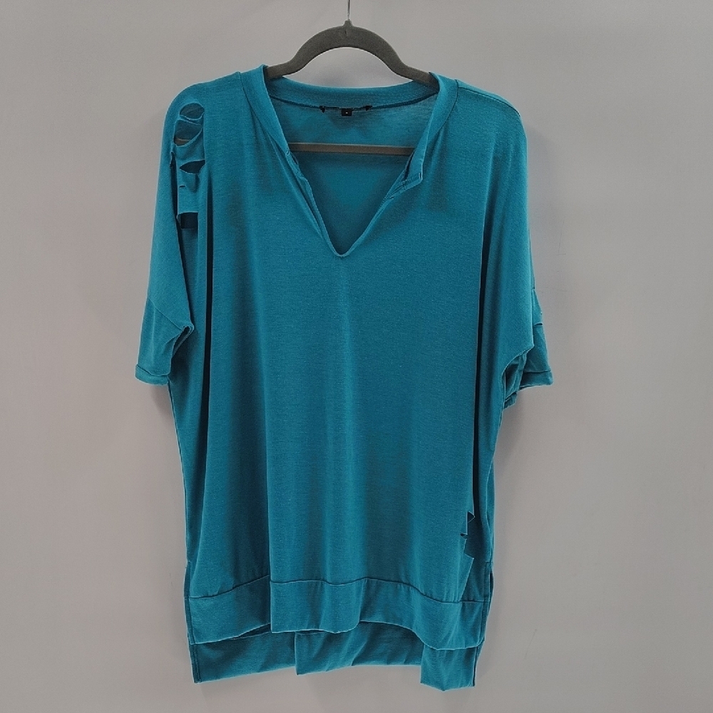 L&B Turquoise Oversized Pullover Top Size Small With Distressing Round Vneck
